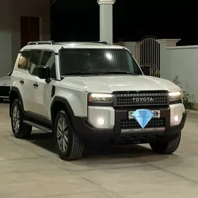 Toyota Land Cruiser Prado 2025