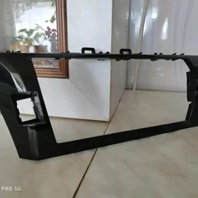 COROLLA TV RAMKA 2015