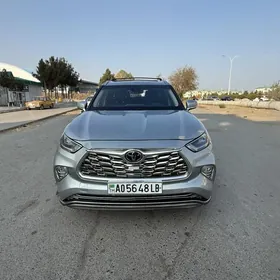 Toyota Highlander 2020