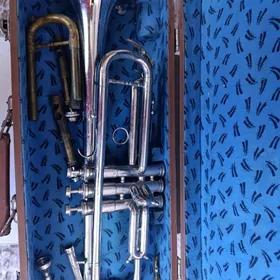 труба музык.инструмент