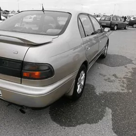 Toyota Corona 1995