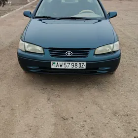 Toyota Camry 1998