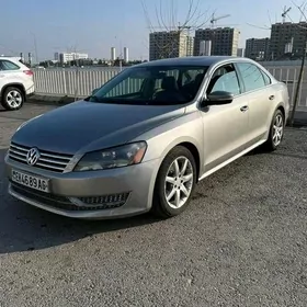 Volkswagen Passat 2013