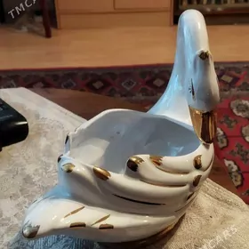 Лебедь -Конфетница + Чайник, Фарфор арфор.