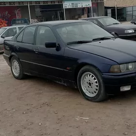 BMW 320 1992