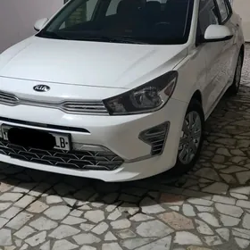 Kia Rio 2021