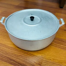 Кастрюля алюминиевая