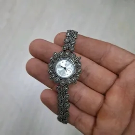 часы серебряные