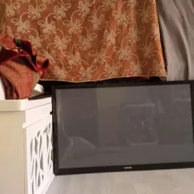 Samsumg 42 srocna satlyk