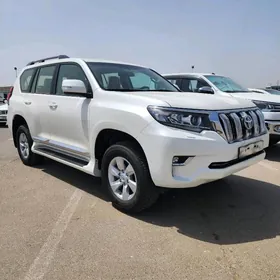 Toyota Land Cruiser Prado 2023