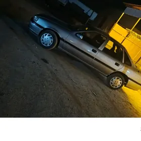 Opel Vectra 1991