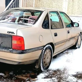 Opel Vectra 1990