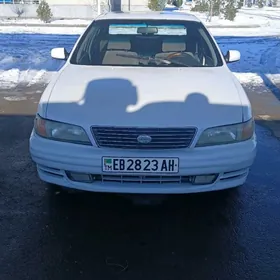 Nissan Cefiro 1995