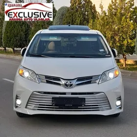 Toyota Sienna 2017
