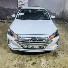 Hyundai Elantra 2020
