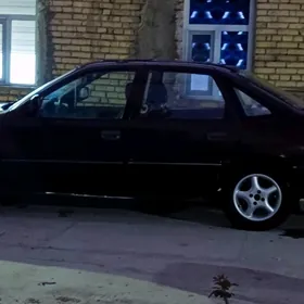 Opel Vectra 1989