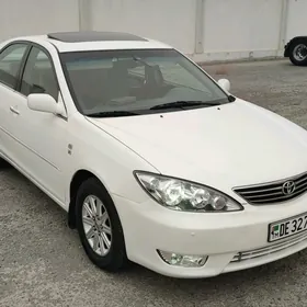 Toyota Camry 2004