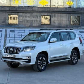 Toyota Land Cruiser Prado 2011