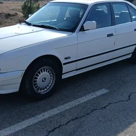 BMW 525 1990