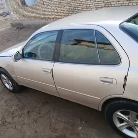 Toyota Camry 1995