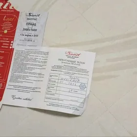 матрас на кровать