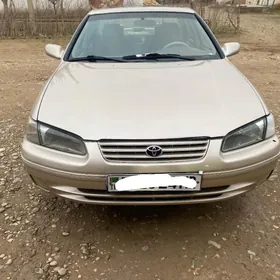 Toyota Camry 1997