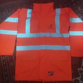 Куртка - дождевик