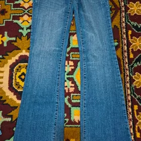 джинсы женские