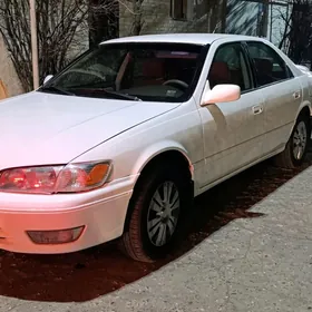 Toyota Camry 2000
