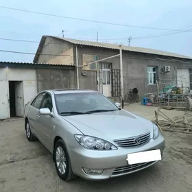 Toyota Camry 2005