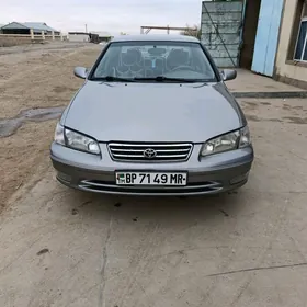 Toyota Camry 2001