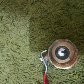 водяной бронзовый кран