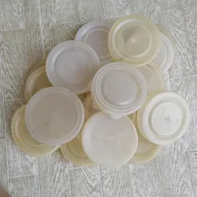 Пластмассовые крышки