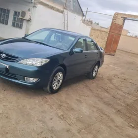 Toyota Camry 2003