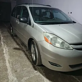 Toyota Sienna 2008
