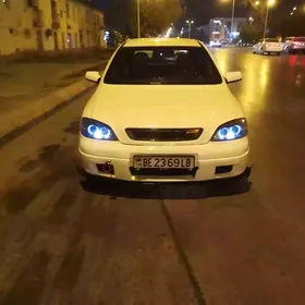 Opel Astra 2002