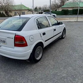 Opel Astra 1999