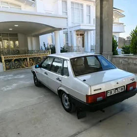 Lada 21099 2001