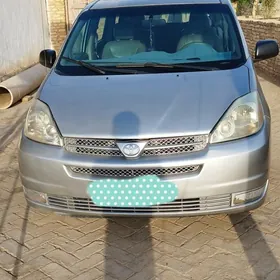 Toyota Sienna 2004