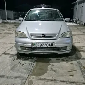 Opel Astra 2000