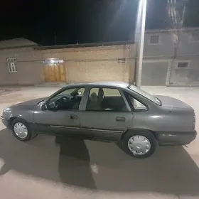 Opel Vectra 1990