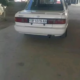 Nissan Sunny 1994