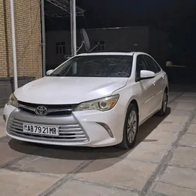 Toyota Camry 2017