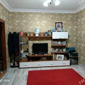  8 МКР, 5/5 этаж 