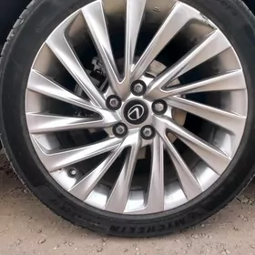 LEXUS ES350 18LIK DISKA 4SANY