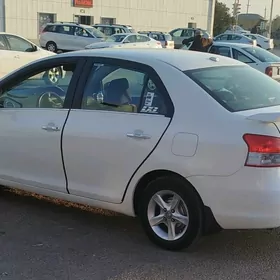 Toyota Yaris 2006