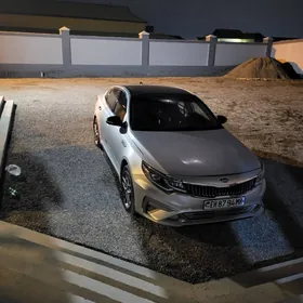 Kia Optima 2020
