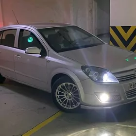 Opel Astra 2004