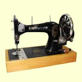 Швейная машинка оверлок