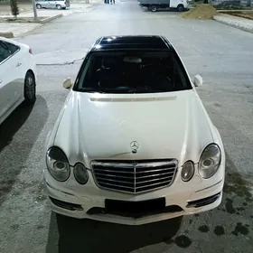 Mercedes-Benz E320 2003
